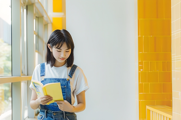 有人知道班戈大学吗，在英国威尔士的村里，我打算去留学，谁知道那边生活费一年大概多少钱